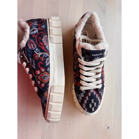 FARM Rio Shoes - The Farm Rio Shoes Farm Rio Platform Sneakers Ainika Tapestry  size 8.5